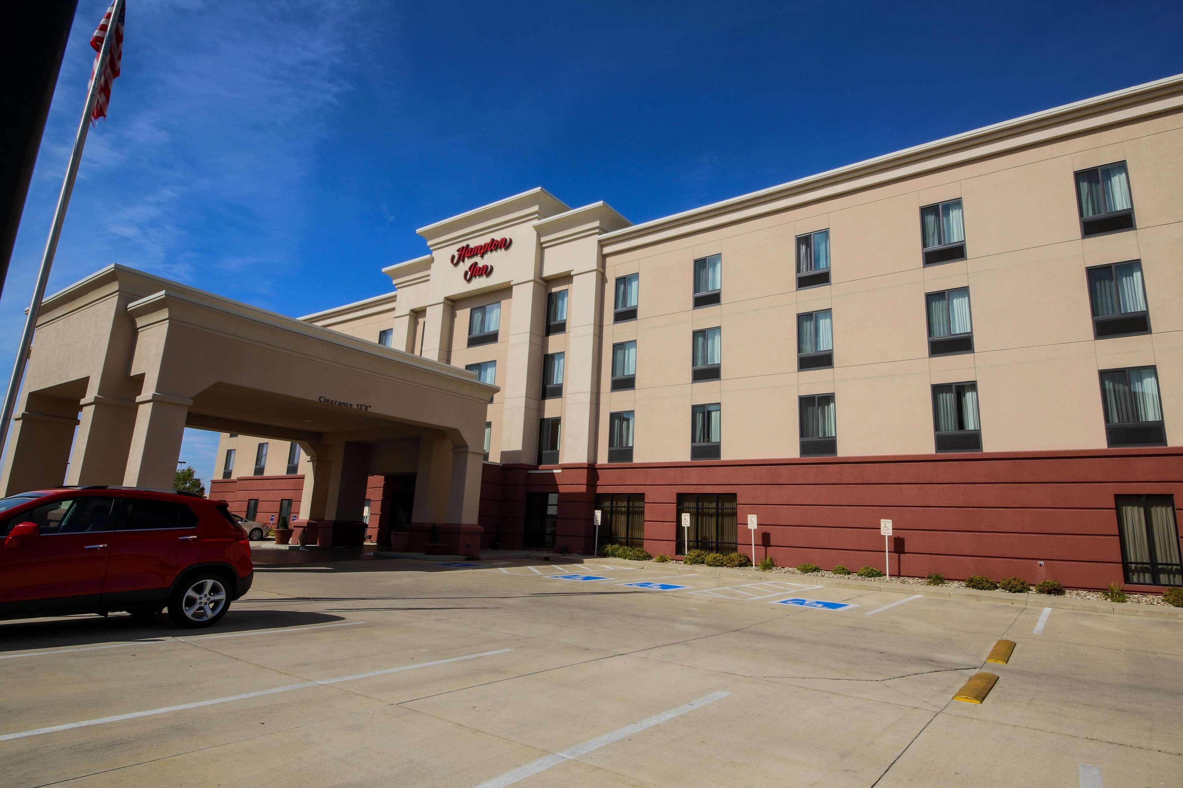 Hampton Inn ווטרלו מראה חיצוני תמונה