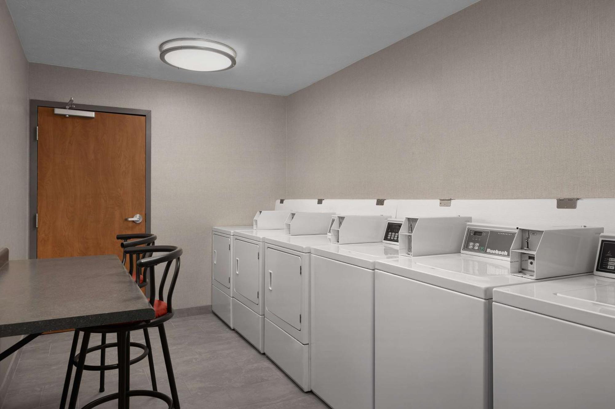 Hampton Inn ווטרלו מראה חיצוני תמונה