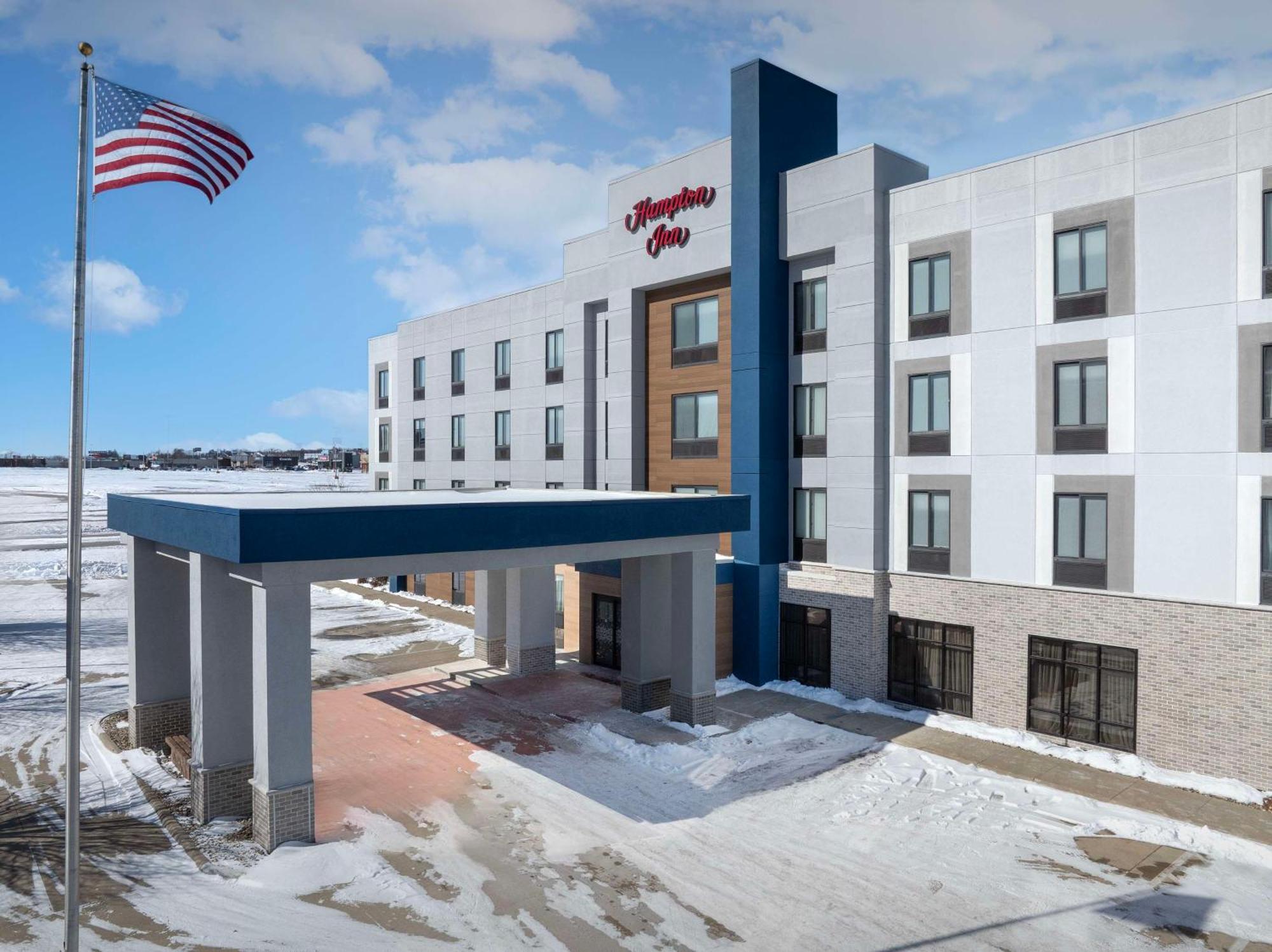 Hampton Inn ווטרלו מראה חיצוני תמונה